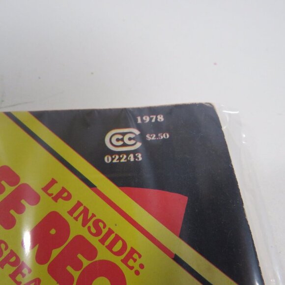 1978 Elvis Presley Collector's Issue Magazine Green Valley Store w/ 33 Record LP - Picture 16 of 16